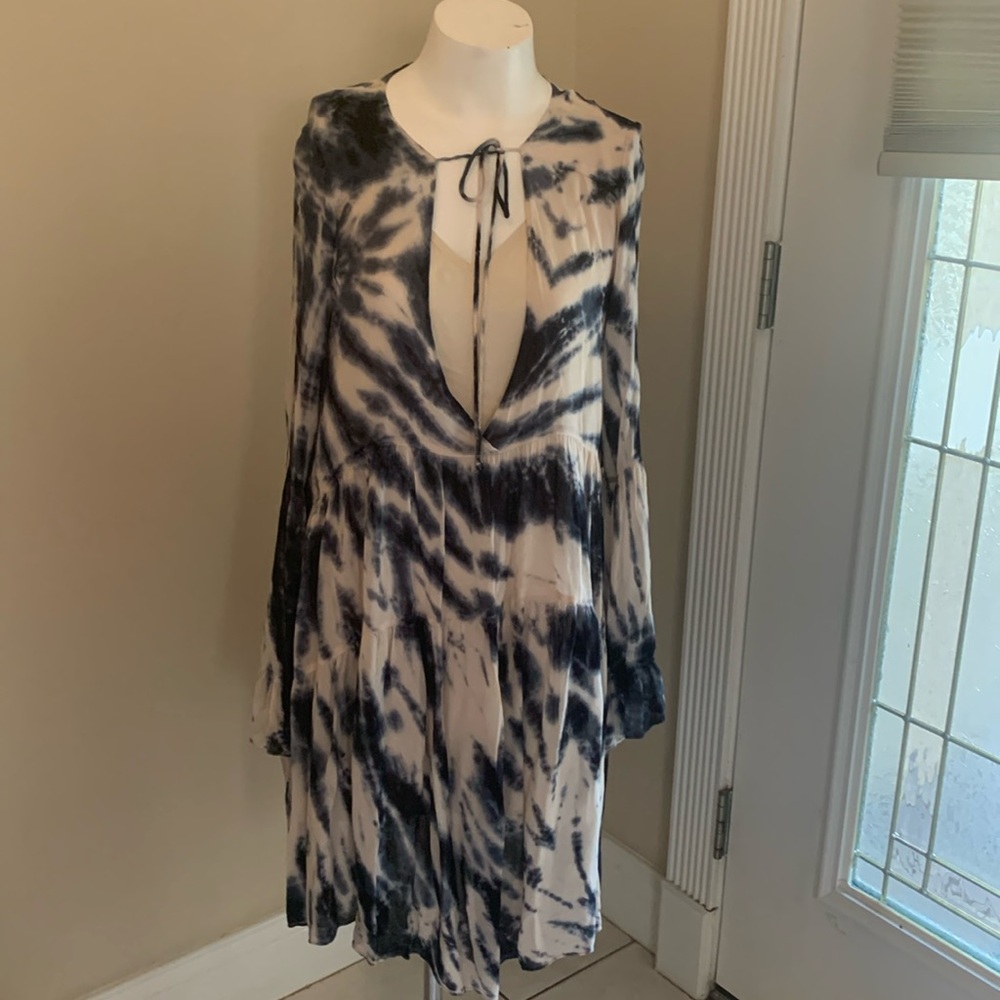 New Women’s Medium Boho Tie Dyed Dress